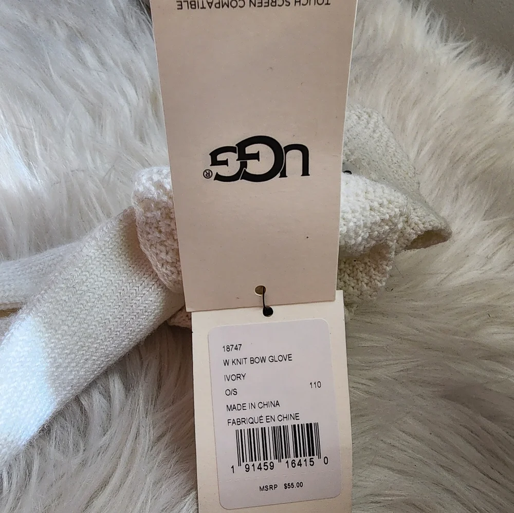 Ugg - Ivory Bow Wool Blend Tech Glove- new